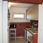 Apartment La Casa Gialla Monforte dʼAlba