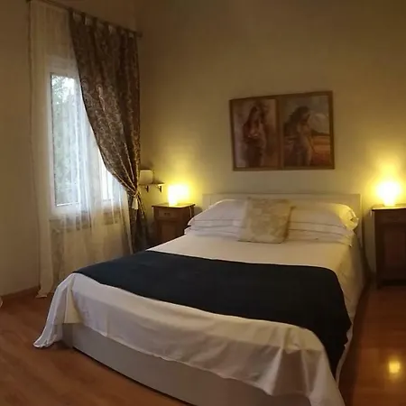 La Casa Gialla * Monforte dʼAlba