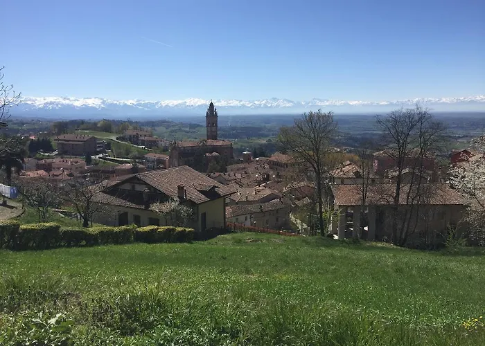 La Casa Gialla Monforte dʼAlba