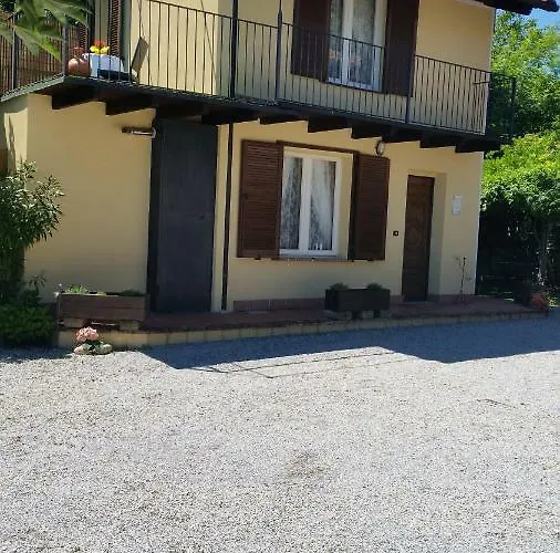 La Casa Gialla Appartamento Monforte dʼAlba