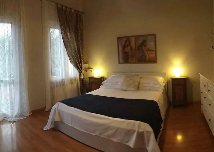 La Casa Gialla * Monforte dʼAlba